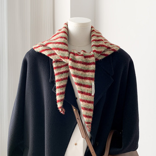韩国文艺风条纹三角巾披肩女秋冬时髦复古保暖护颈外搭围巾学生潮