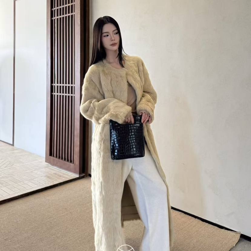 英姿穆-冬上新时尚百搭圆领暗门襟外套大衣12197