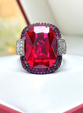 冷淡风镀黑金彩宝款戒指