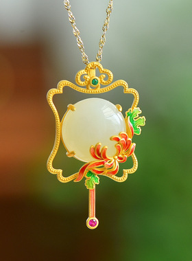 中国风蒲扇和田玉项链女