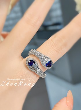 时尚气质拟真蓝宝石灵蛇戒指