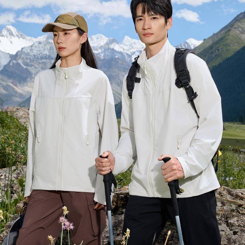 南朋友 2025新款南京纯色轻量化立领冲锋衣定制logo防风防水团体