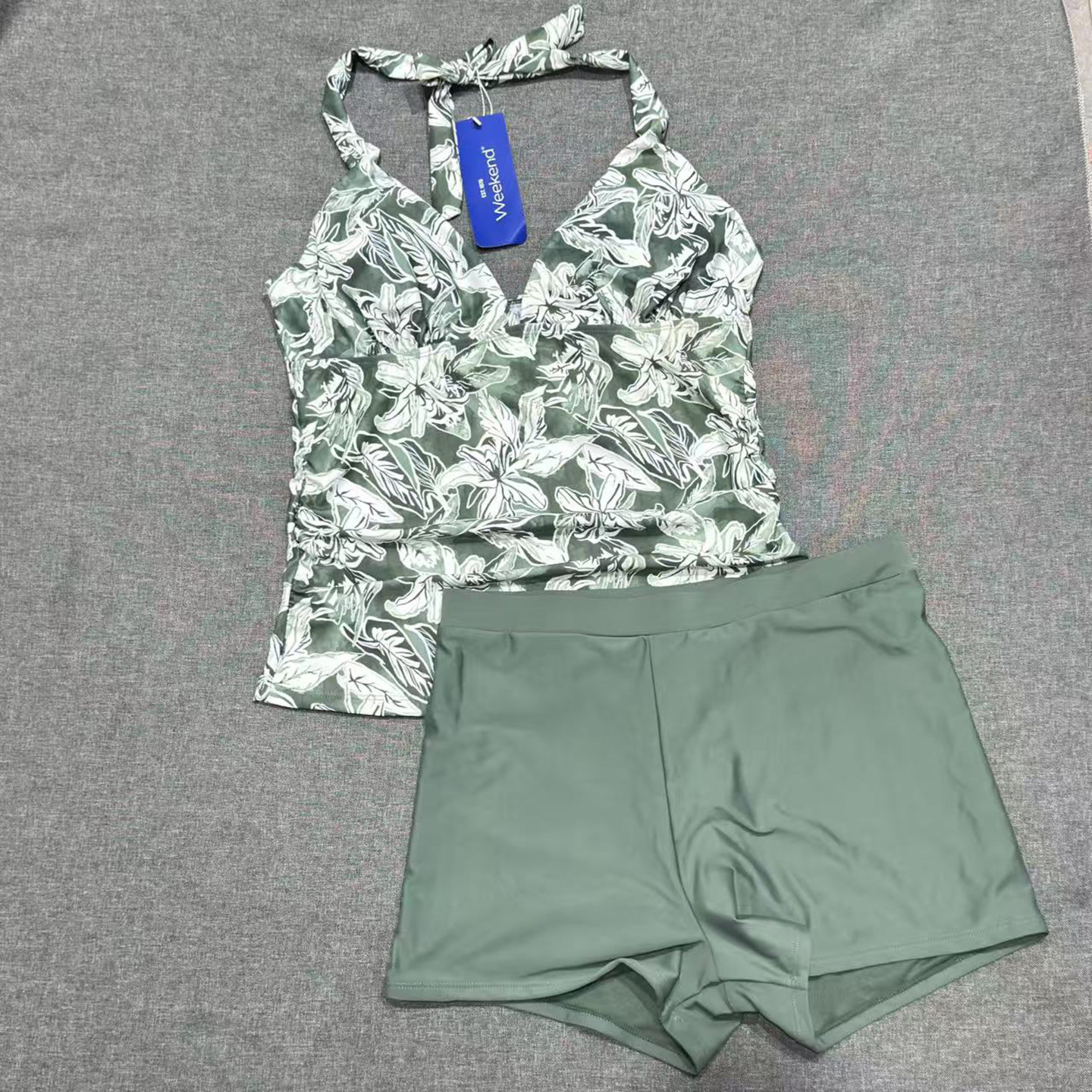 出口欧美女士成人树叶遮肚抽皱保守V领挂脖简约平角裤分体游泳衣