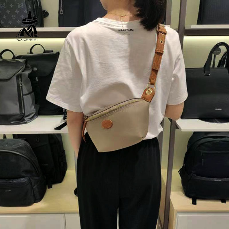 稻草人女包2023冬上新休闲时尚运动牛津布单肩斜挎女士胸包马鞍包