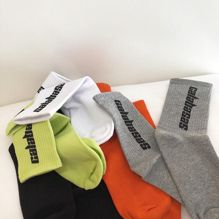 B218-WZ77-P7情侣男女长中筒棉袜子运动风字母ins港风休闲袜子冬，袜子，星座1613（原B218）