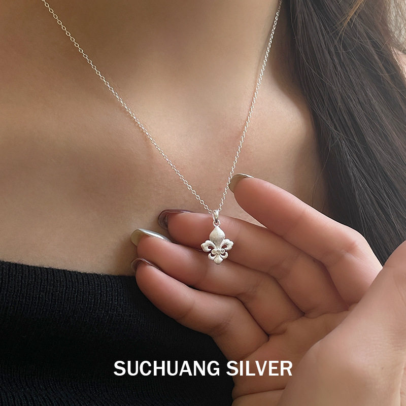 云尚服饰S925纯银拉丝鸢尾花叠戴珍珠项链女小众设计气质锁骨链