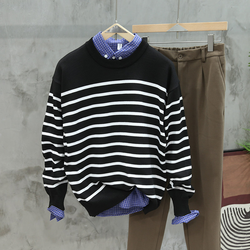 青年文艺风保暖套头毛衣男士撞色条纹圆领上衣秋冬款修身针织衫