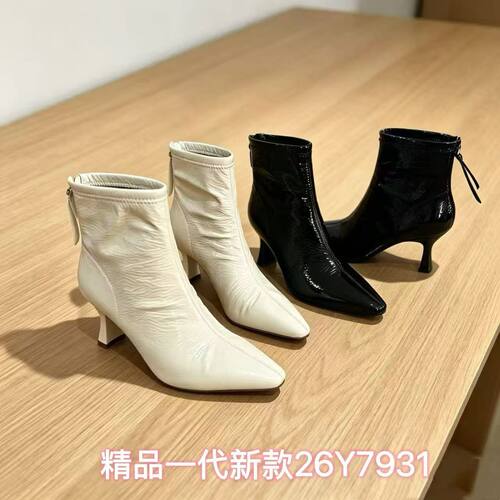 一代佳人6公分韩版尖头细跟短靴女冬季百搭瘦瘦靴时装靴26Y7931