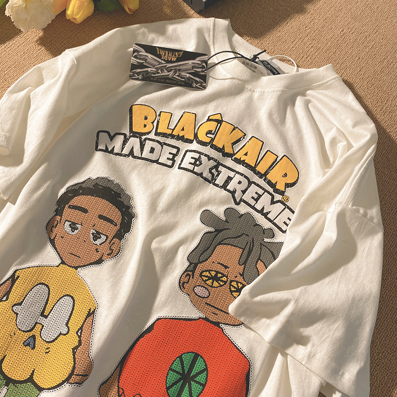 Real shot short sleeve T-shirt girl