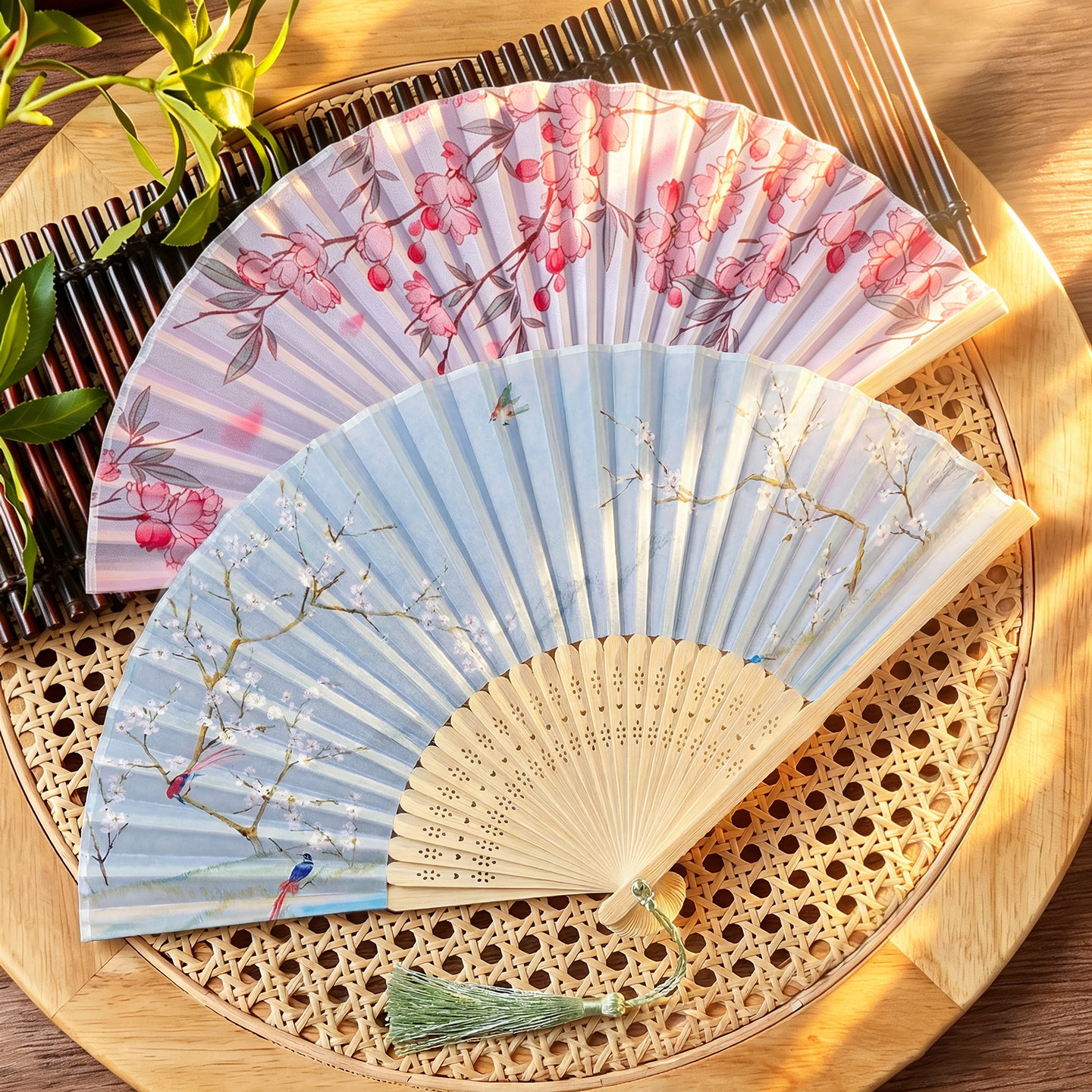 古风汉服儿童折扇拍照图片