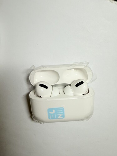 全新 蓝牙耳机3代 成色可以 不包好坏  不会修的不要买