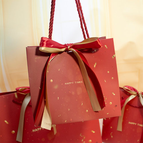 巨好看的红色高级感伴手礼袋