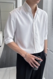 轻熟风~V领衬衫男中袖帅气休闲一片领五分袖衬衣白色C2301-P58，男装T恤，电商A213