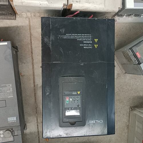 紫日变频器 ZVF9V-G0220T4M 22KW 380V议价