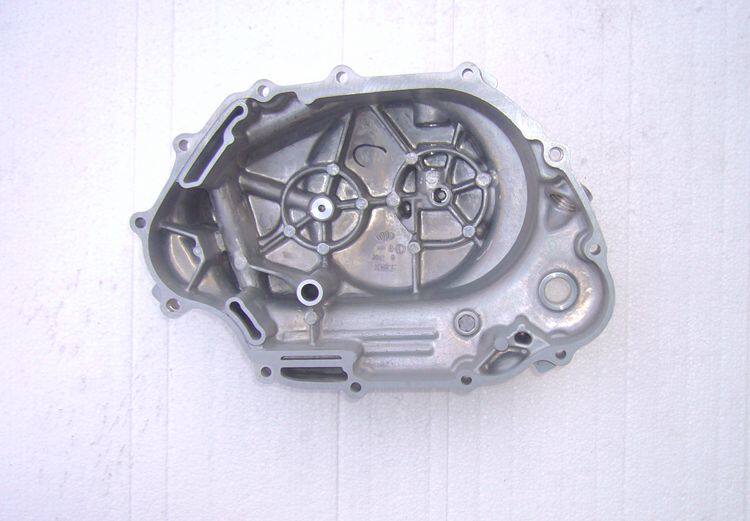 新大洲本田摩托车配件125-7D、7E离合器边盖 右边 边盖 原厂正品