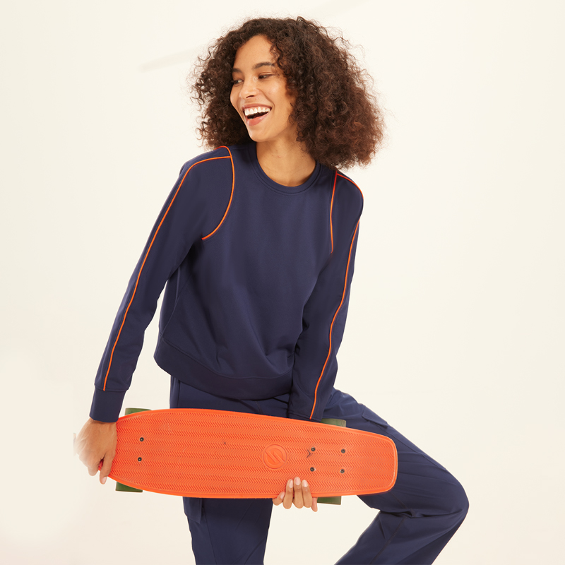 gymna运动休闲女圆领撞色卫衣