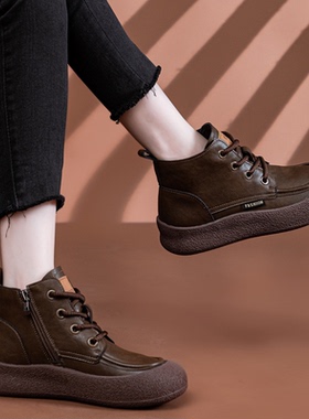 马丁靴女款2025新款秋冬加绒短靴软底不累脚大码女靴41到43平底40