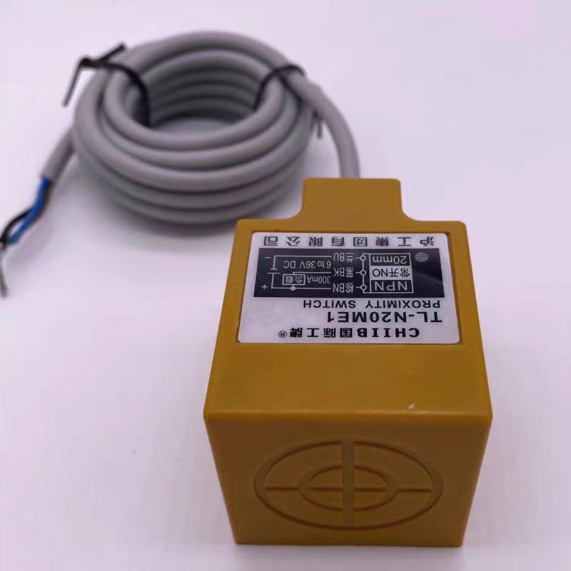 接近开关 TL-N20ME1 直流三线NPN常开 方 N20ME2常闭
