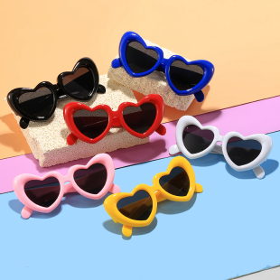 2025新款儿童太阳镜搞怪趣味充气感可爱心形墨镜女ins拍照凹造型