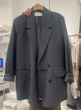 高级感灰色韩版宽松双排扣西装外套女2025春季新款休闲大码小西服