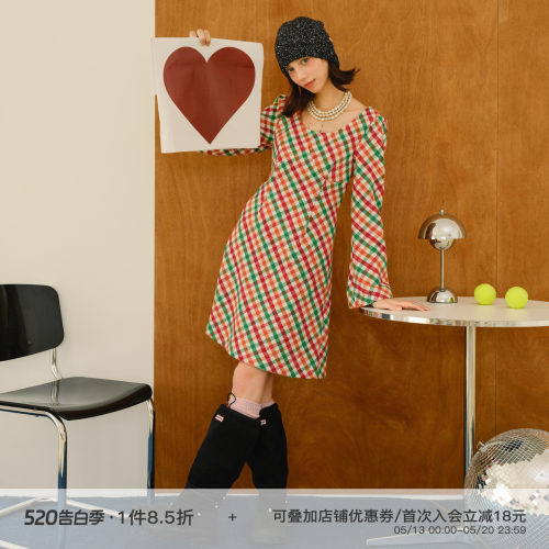 彩虹格纹羊毛连衣裙冬新款