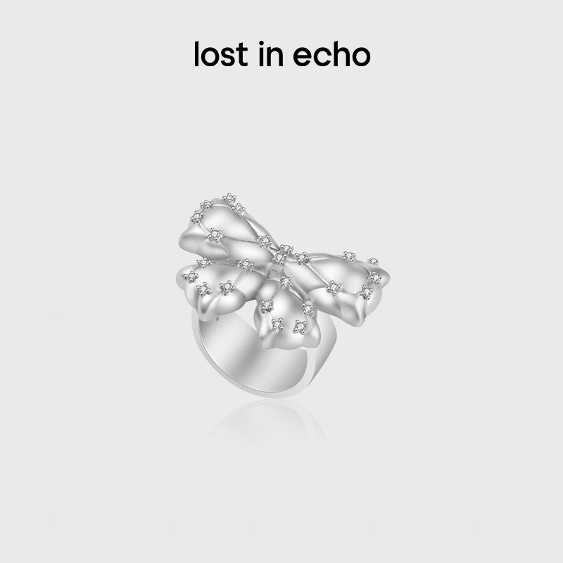 lost in echo2024秋季新款原创小众夸张高级枕头银色蝴蝶结戒指女