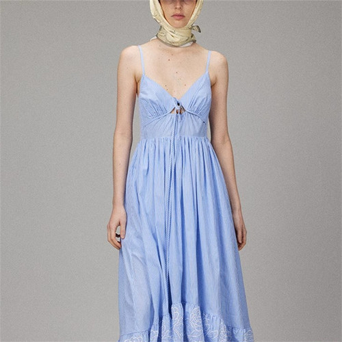 【LACERTA/莱瑟塔】25春夏新品刺绣度假风不规则下摆吊带连衣裙