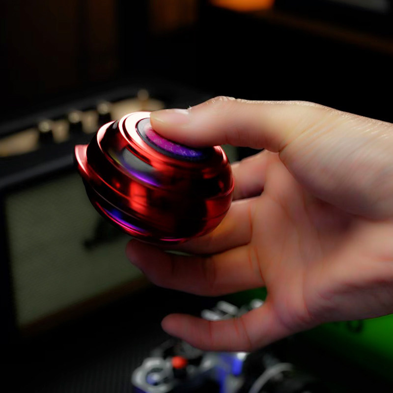 HYUNDAI/现代F014无线蓝牙音箱七彩灯重低音音响便携式户外高音质