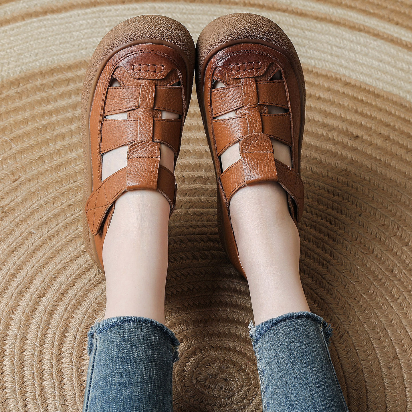 真牛皮松糕厚底罗马凉鞋女春夏软底猪笼鞋宽胖脚镂空中老年妈妈鞋