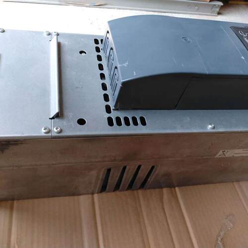 全新未使用过   D2V018NF1N06 PSU018NF1N1 有轻微铭牌磨损 询价