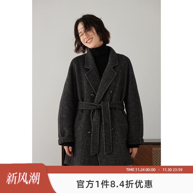 绵羊毛连帽双面毛呢外套设计感