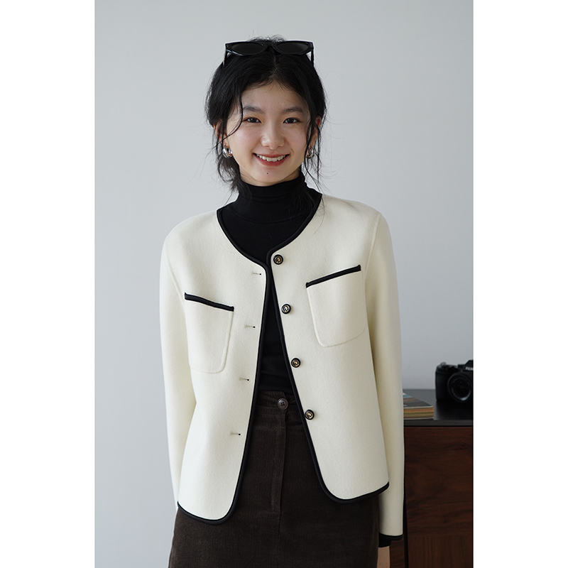 秋季短款毛呢外套嘉茱莉小香风