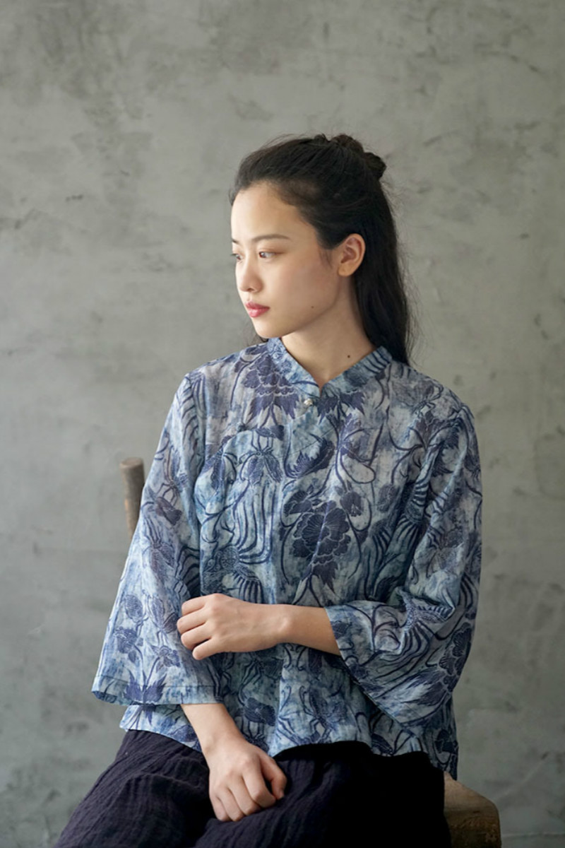 青山记事原创民族风苎麻蜡染印花改良盘扣立领衬衫茶服汉服上衣女在类目 女装/女士精品, 衬衫中 - 来自Buy2taobao.com提供专业的淘宝代购服务