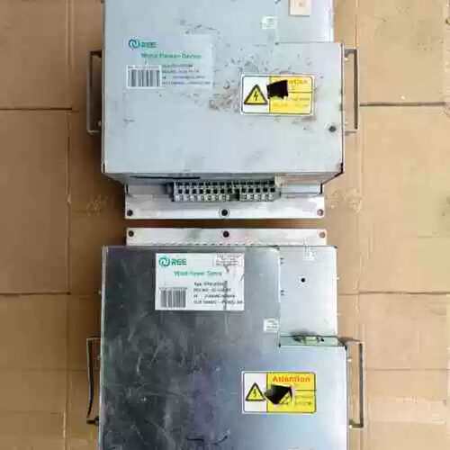 议价变桨驱动器RPDC30D06一台，RPDC30D01一台，照