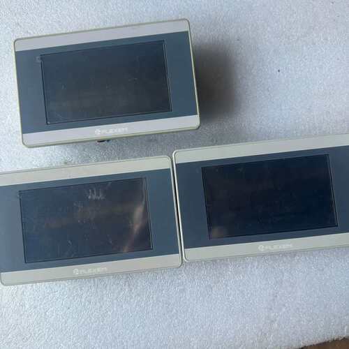 议价触控屏幕 FE3043H，实物拍摄，都带膜，功能完好，标