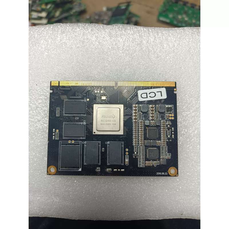 议价RK3288核心板2GB/16GB版本V1.0，实物图，包好