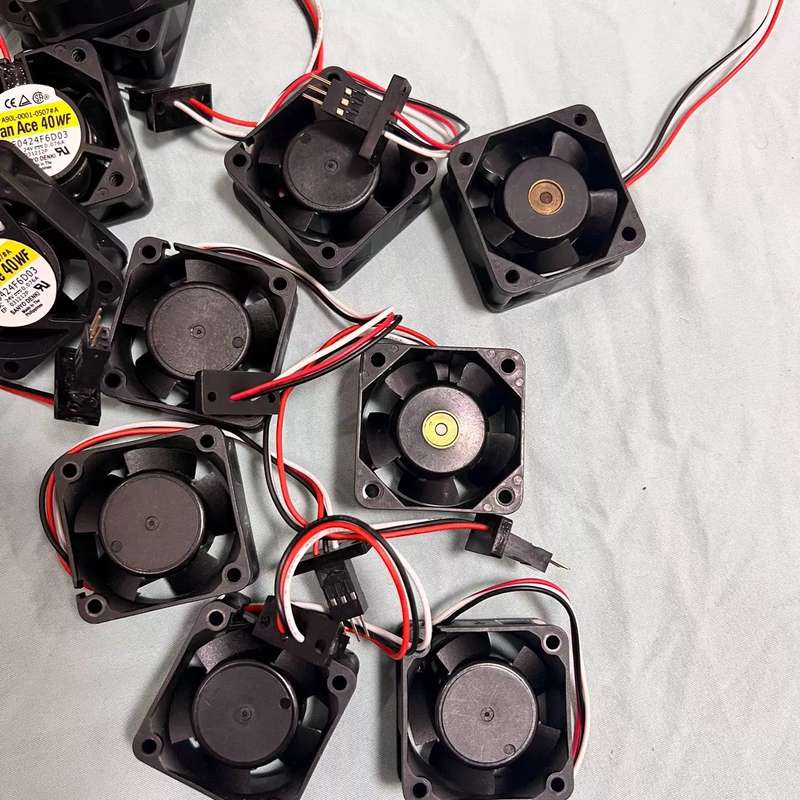 议价放大器风扇9WF0424F6D03，没有使用过，实
