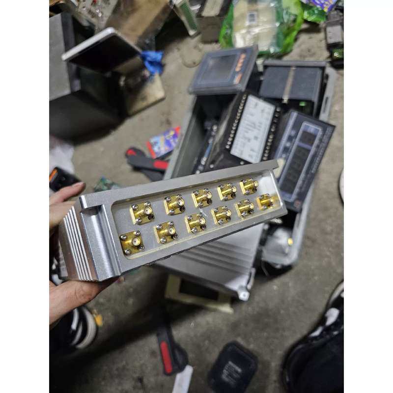 议价和芯星通UM4B0 有三片机器上拆的 带板
