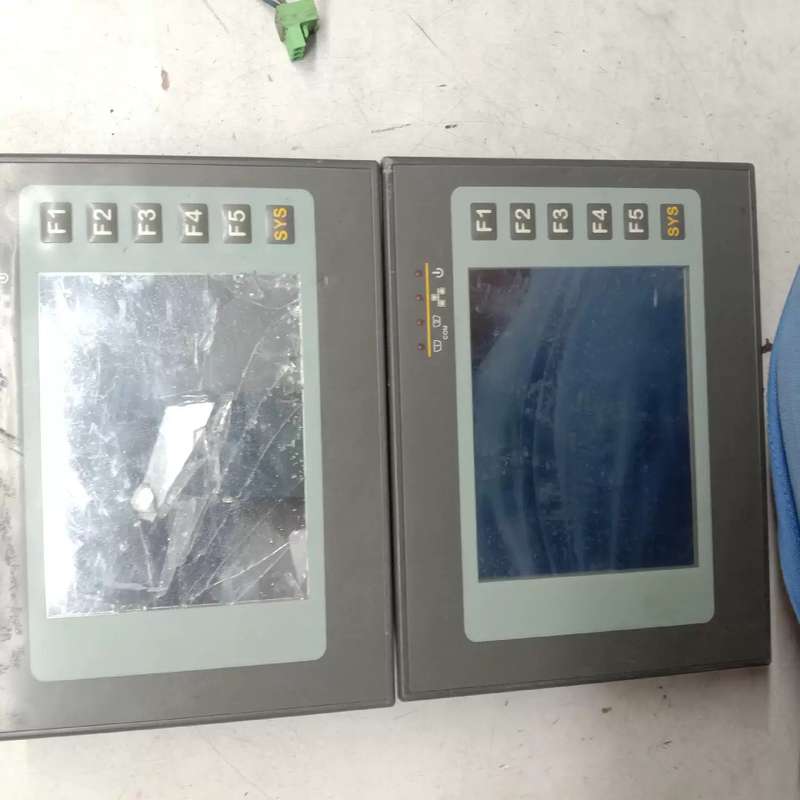 议价买一送一 两台150 台湾工控触控屏幕 型号PYC650S