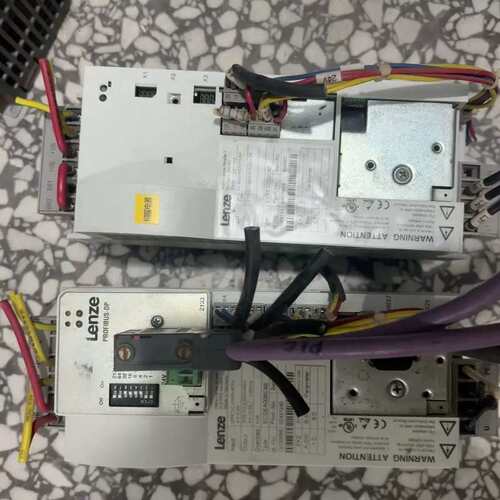 议价ECSEA004C4B变频器 功能包好 有两台 成色如图