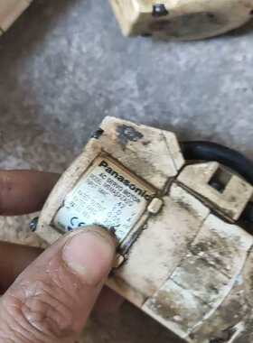 议价伺服电机MSMA5AZA2Q,成色一般,功能包好!需要的