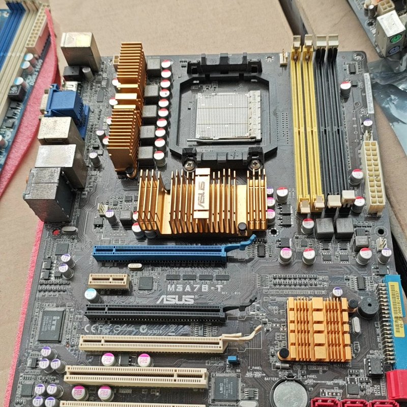 议价华硕主板M3A79－T 独立显卡大板AM2接口DDR2