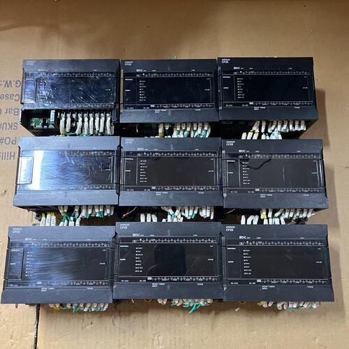 议价PLC，CP2E-S30DT-D，，实物拍摄，