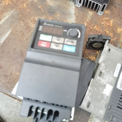 议价变频器VFD015EL43W 1.5KW 380V ，原