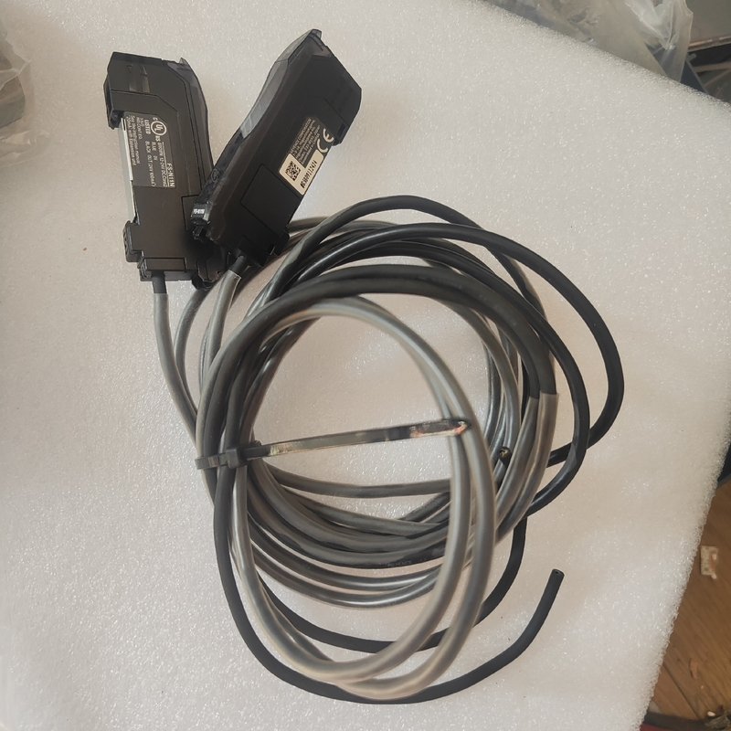 议价放大器FS-N11N 具体，图片实物，有两个，线长