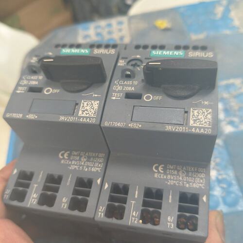 议价接触器3RV2011-4AA20有2个，几乎，无划