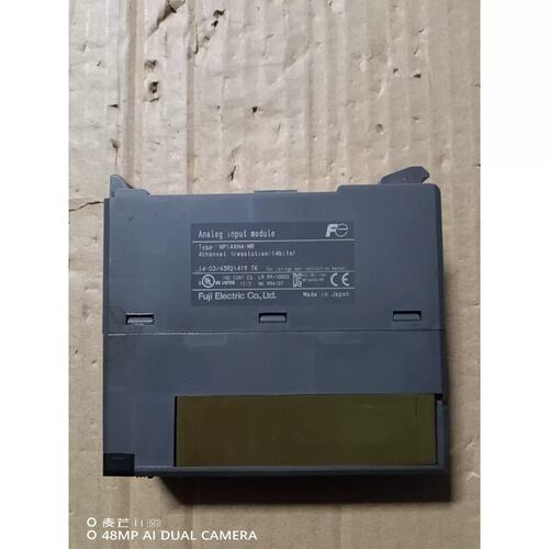 议价PLC模拟输入模块NP1AXH4-MR，成色九成新，实物