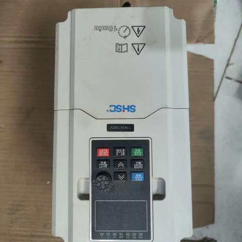 议价SHSC变频器 SC680-11/P15T4B 实物拍摄。