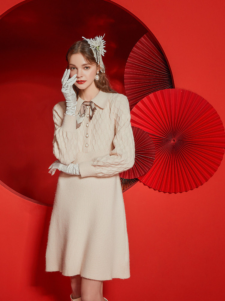 Xiangying knitted dress women's 2020 autumn and winter new temperament POLO lapel bottom sweater skirt in the long version