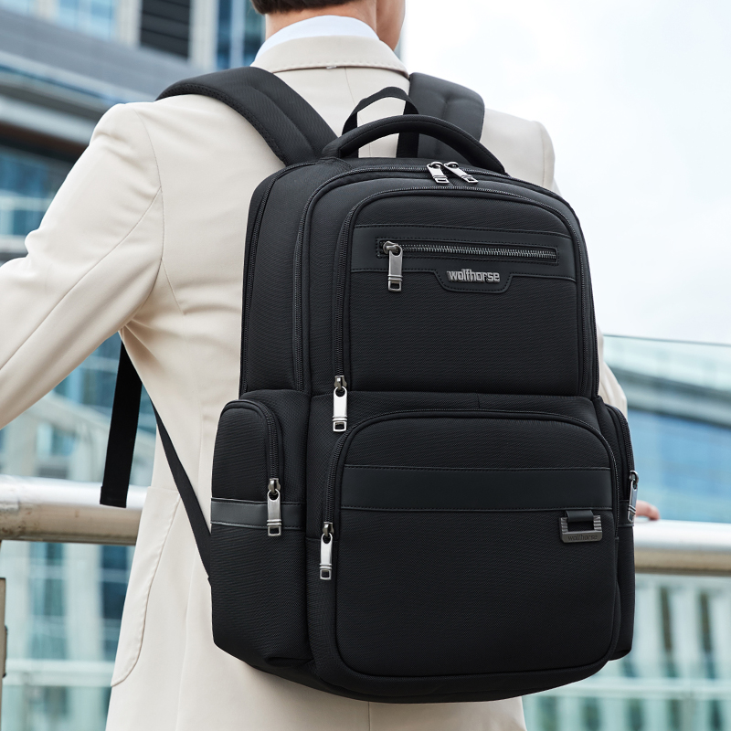 高中大容量商务旅行双肩包